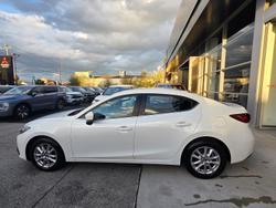 2015 Mazda 3 Maxx