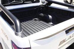 2025 Isuzu D-MAX BLADE