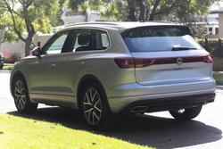 2025 Volkswagen Touareg 210TDI Elegance