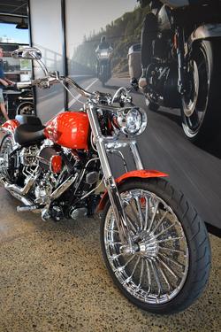 2017 HARLEY-DAVIDSON FXSB SOFTAIL BREAKOUT