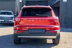 2019 Volvo XC40 T4 Momentum