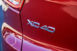 2019 Volvo XC40 T4 Momentum