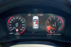 2019 Volvo XC40 T4 Momentum