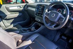 2019 Volvo XC40 T4 Momentum