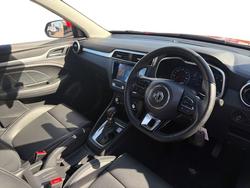 2023 MG ZS
