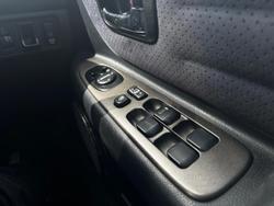 2001 Lexus IS 200 Sports Luxury GXE10R MY02 White Pearl