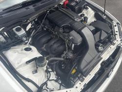 2001 Lexus IS 200 Sports Luxury GXE10R MY02 White Pearl