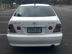 2001 Lexus IS 200 Sports Luxury GXE10R MY02 White Pearl