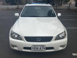 2001 Lexus IS 200 Sports Luxury GXE10R MY02 White Pearl