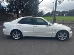 2001 Lexus IS 200 Sports Luxury GXE10R MY02 White Pearl