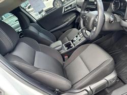 2023 Mitsubishi Outlander LS