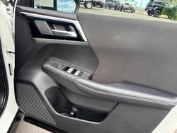 2023 Mitsubishi Outlander LS