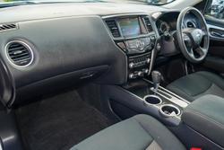 2017 Nissan Pathfinder ST