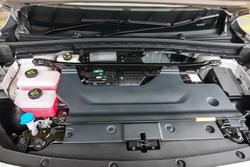 2025 MG MGS5 EV Essence 49