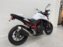 2023 Honda CB750 (HORNET) White