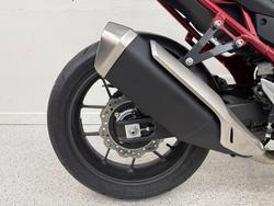 2023 Honda CB750 (HORNET) White