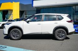 2026 Nissan X-TRAIL ST