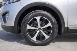 2016 Kia Sorento SLi