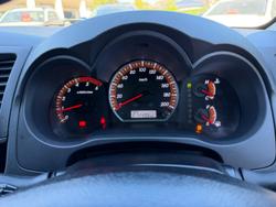 2014 Toyota Hilux SR KUN26R MY14 4X4 Dual Range Glacier White
