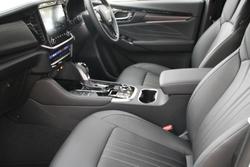 2025 Isuzu MU-X LS-T