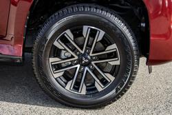 2023 Mitsubishi Pajero Sport GLS