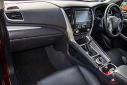 2023 Mitsubishi Pajero Sport GLS