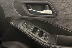 2025 Nissan X-TRAIL ST