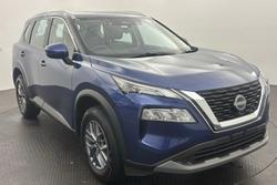 2025 Nissan X-TRAIL ST