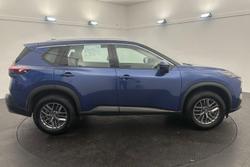 2025 Nissan X-TRAIL ST