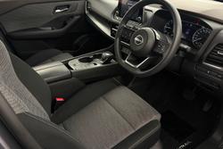 2025 Nissan X-TRAIL ST