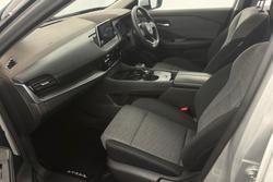 2025 Nissan X-TRAIL ST