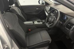 2025 Nissan X-TRAIL ST