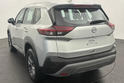 2025 Nissan X-TRAIL ST