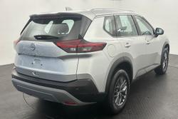 2025 Nissan X-TRAIL ST