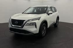2024 Nissan X-TRAIL ST