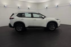 2024 Nissan X-TRAIL ST