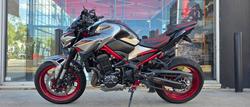 2022 Kawasaki Z900 SUPERNAKED (ZR900) SILVER