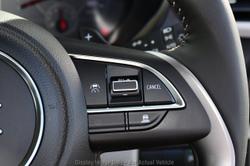 2025 Suzuki Swift Hybrid GLX