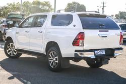 2016 Toyota Hilux SR5