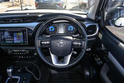 2016 Toyota Hilux SR5
