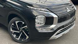 2025 Mitsubishi Outlander PHEV Exceed ZM MY24 AWD Black Diamond