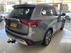 2019 Mitsubishi Outlander LS