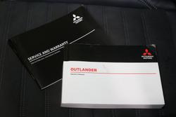 2021 Mitsubishi Outlander LS