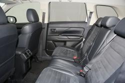 2021 Mitsubishi Outlander LS