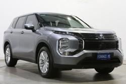 2023 Mitsubishi Outlander ES