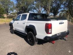 2024 Mitsubishi Triton GLX