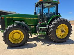 1999 John Deere 8100