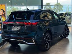 2025 Volkswagen Tiguan 195TSI R-Line