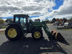 1995 John Deere 6400