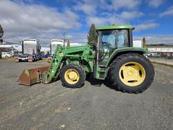 1995 John Deere 6400